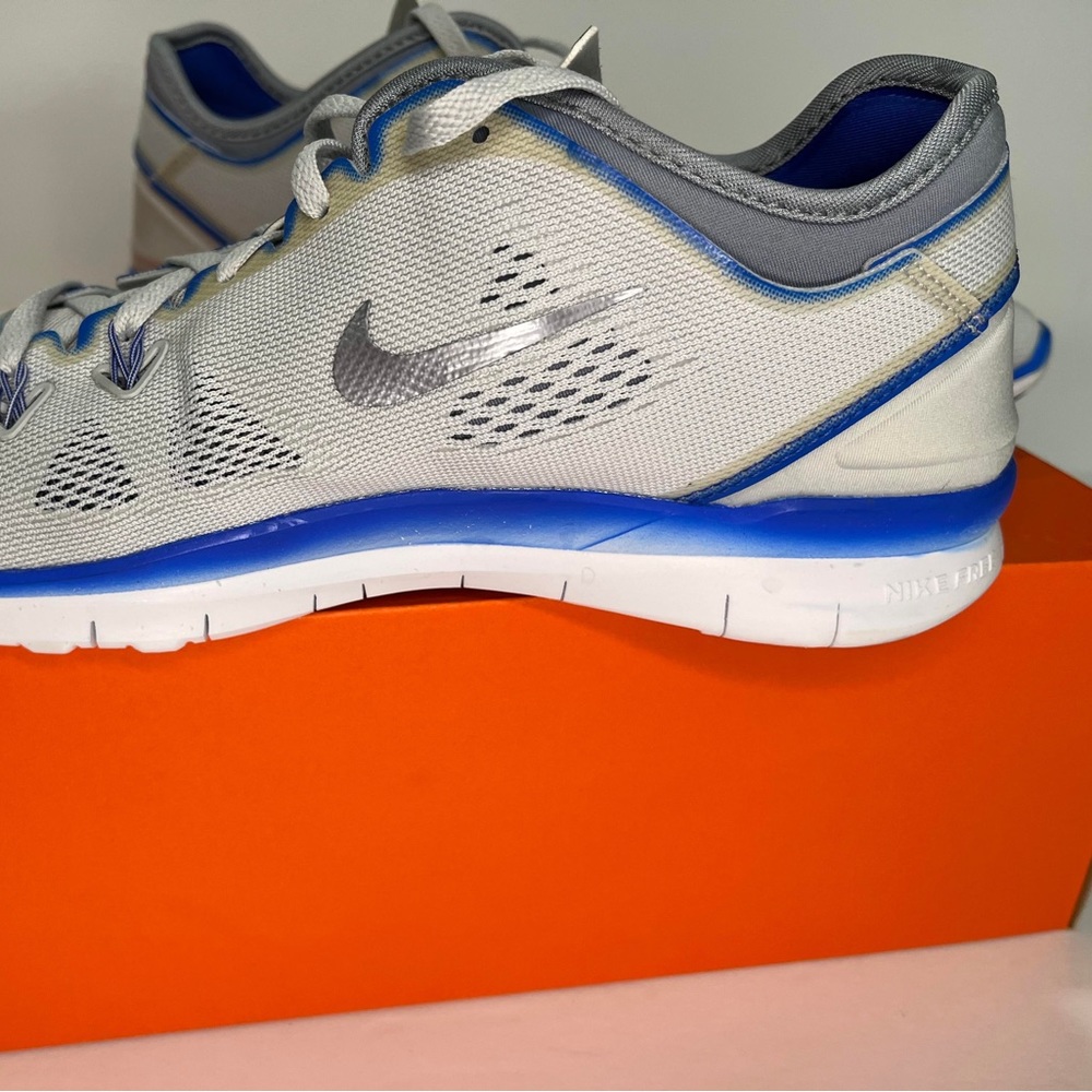 Nike Womens Free Trainer 5.0 size 10